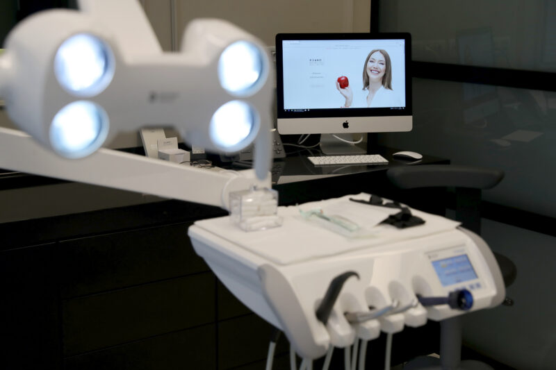 Piano Dental Clinic Mahall