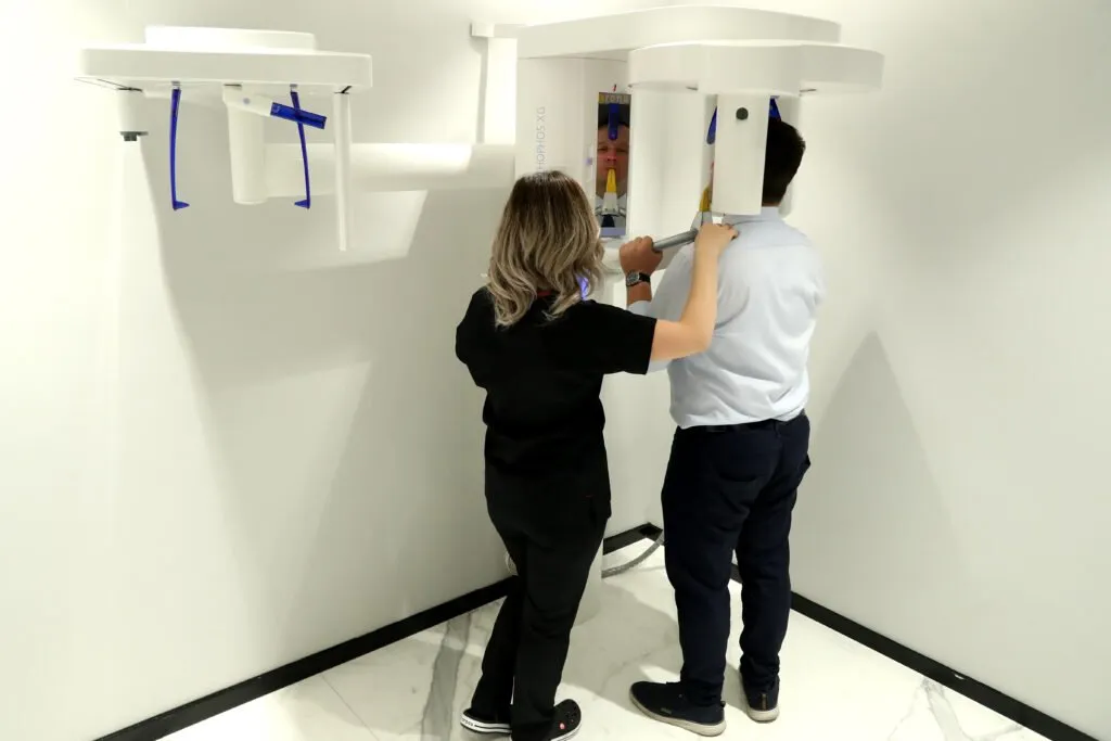 Ankara Diş Hekimi | Piano Dental Clinic | Estetik Diş Hekimliği | Dental İmplantlar Ankara İlindeki Diş Hekimleri