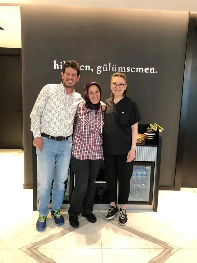 BİZİMLE GÜLÜMSEYENLER (10)